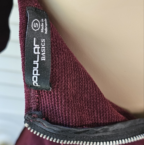 Burgandy Midi Dress - Picture 4 of 9